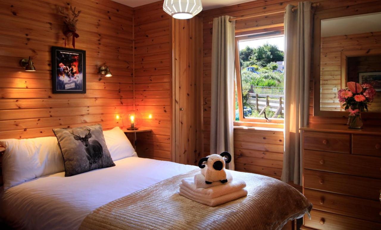 Reuben'S Highland Retreat - Arisaig Villa Exterior photo